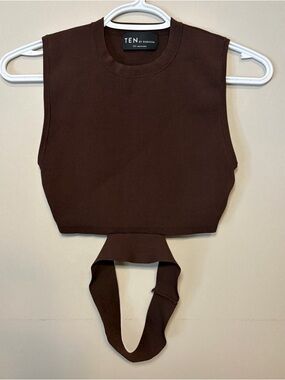 Babaton - Retrospect Sleeveless